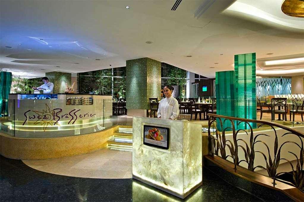 Eastin Hotel Kuala Lumpur Petaling Jaya Restaurant foto The lobby of the hotel