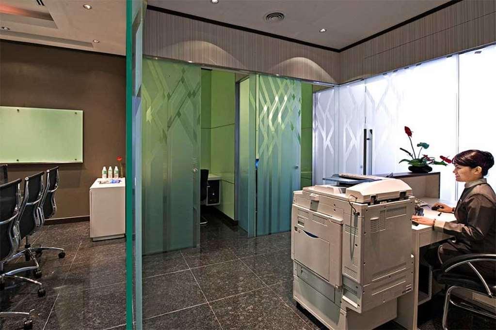 Eastin Hotel Kuala Lumpur Petaling Jaya Facilități foto A modern office