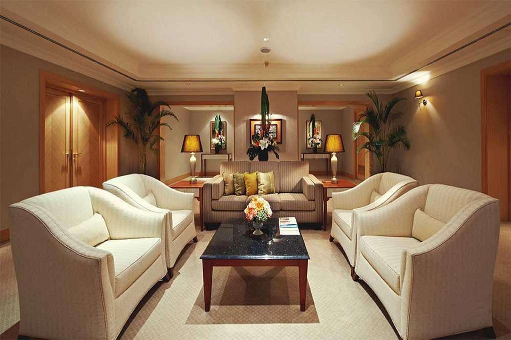 Eastin Hotel Kuala Lumpur Petaling Jaya Cameră foto The interior of the lounge