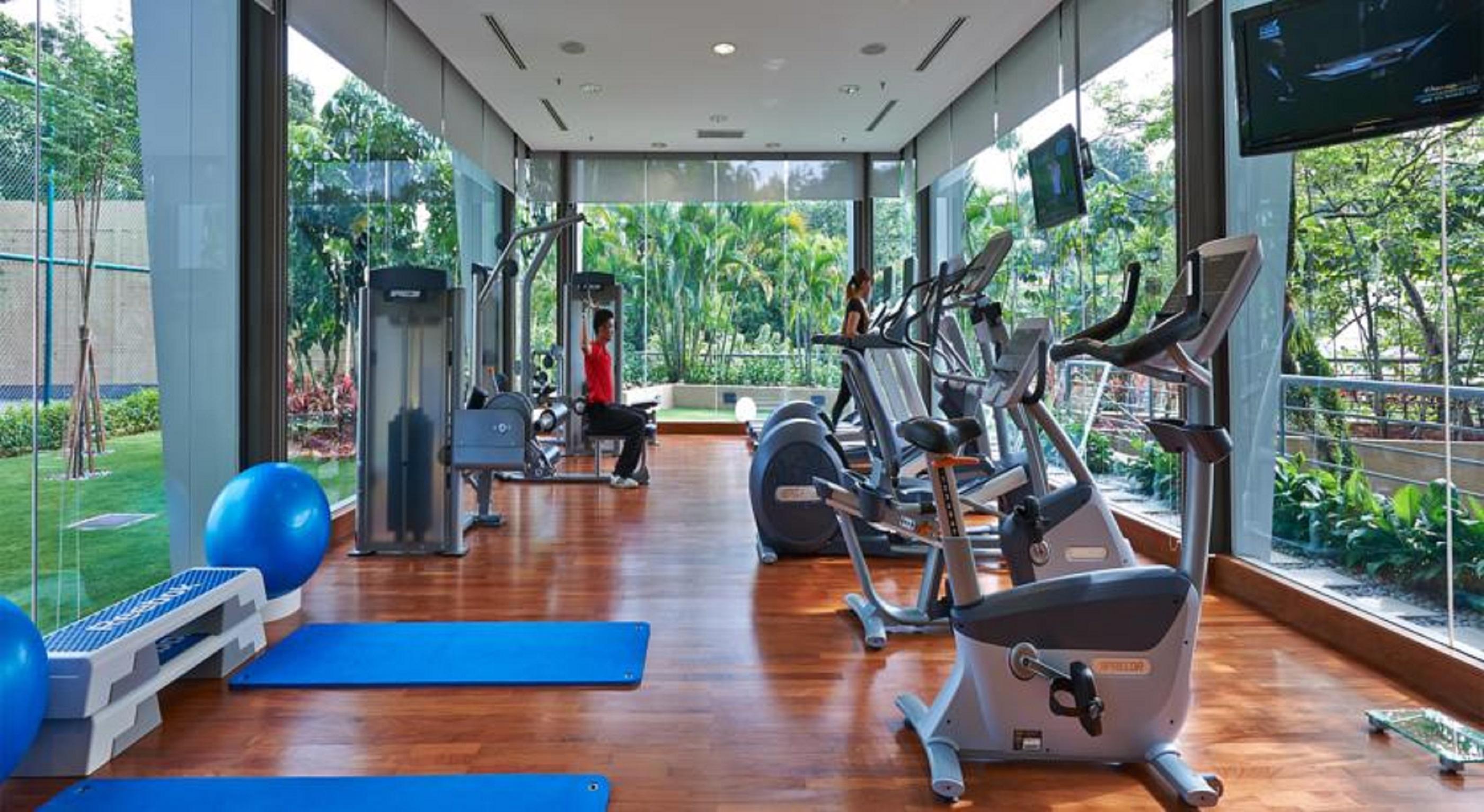 Eastin Hotel Kuala Lumpur Petaling Jaya Exterior foto The gym at the hotel